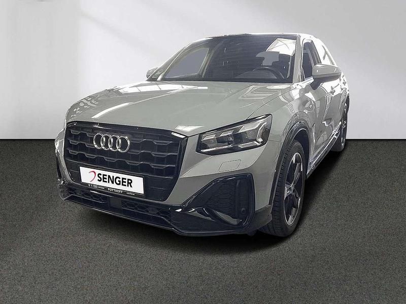 Gebraucht Audi Q2 Ambiente 150 PS (110 kW) 2021 Pfeilgrau perleffekt SUV
