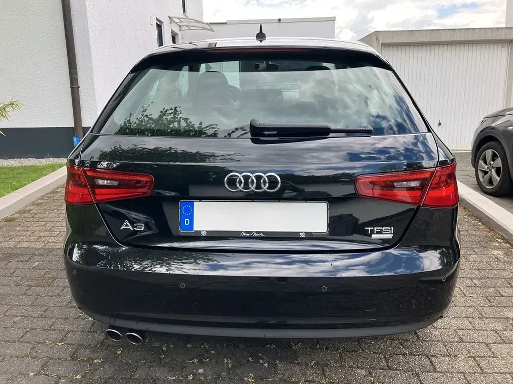 Używany Audi A3 Ambition 150 KM (110 kW) 2016 Czarny Sedan/Limuzyna