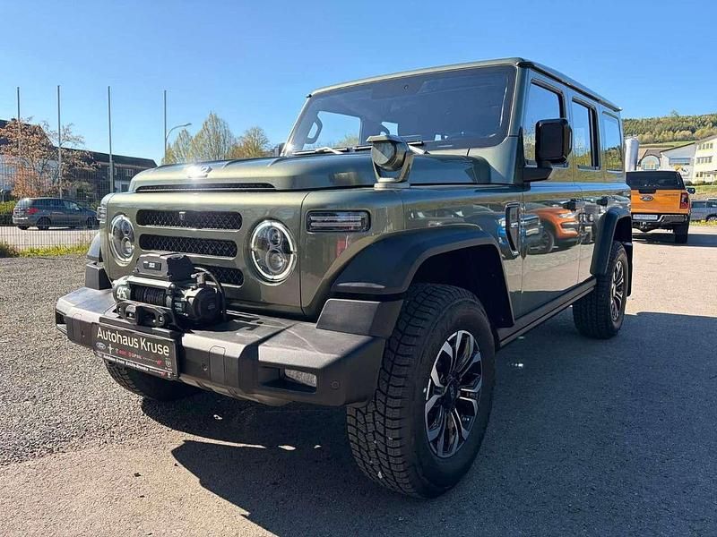 Neu BAW 212 166 PS (122 kW) 2026 Grün SUV