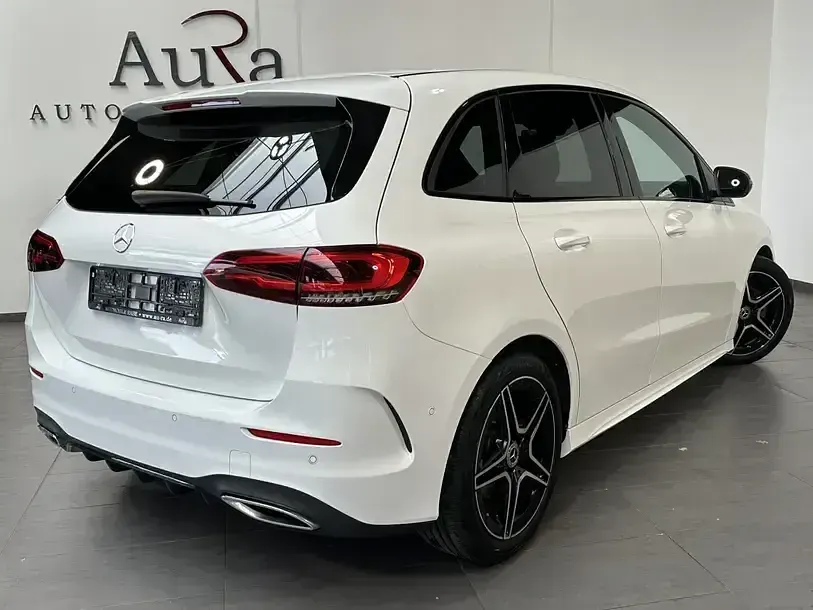 Gebraucht Mercedes B200 AMG line 163 PS (119 kW) 2022 Polarweiã Kleinwagen
