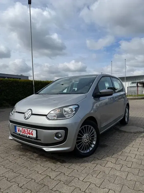 Usata VW up! 75 CV (55 kW) 2013 Argento Utilitaria