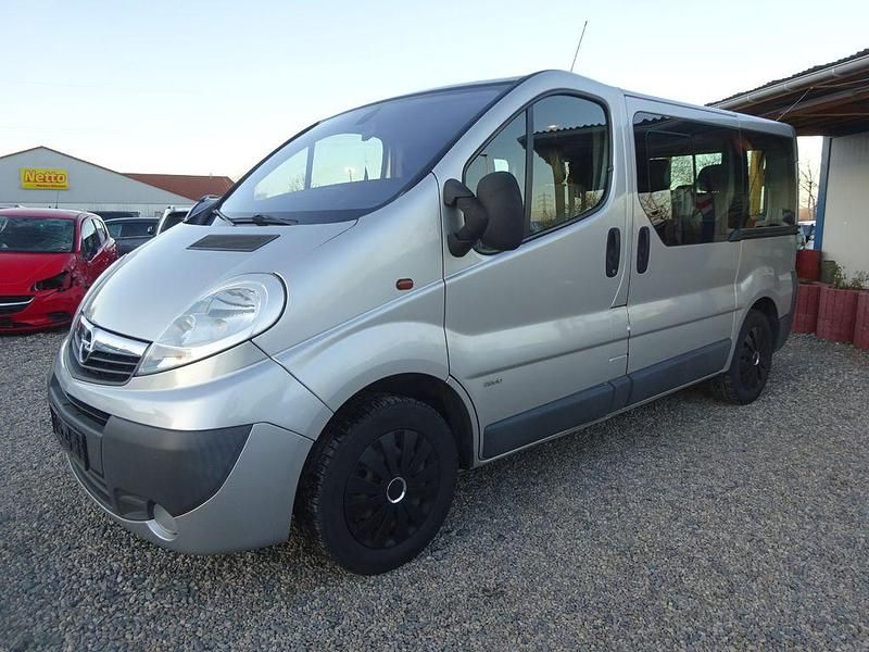 Gebraucht Opel Vivaro 114 PS (83 kW) 2007 Grau Van / Kleinbus