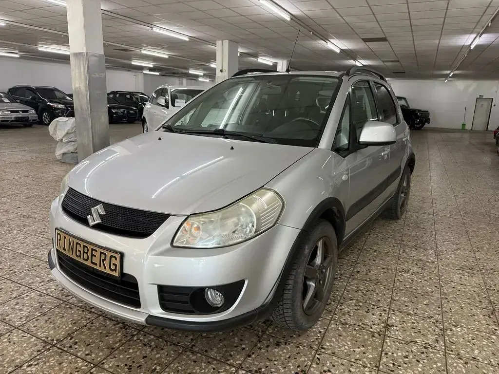 Gebraucht Suzuki SX4 107 PS (78 kW) 2007 Silber Limousine