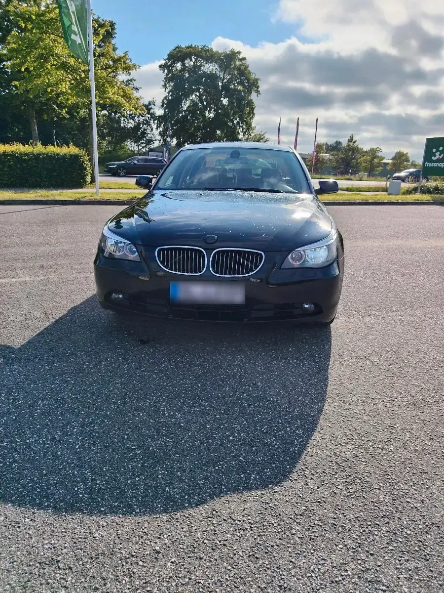 Gebraucht BMW 525 163 PS (119 kW) 2005 Schwarz Kombi
