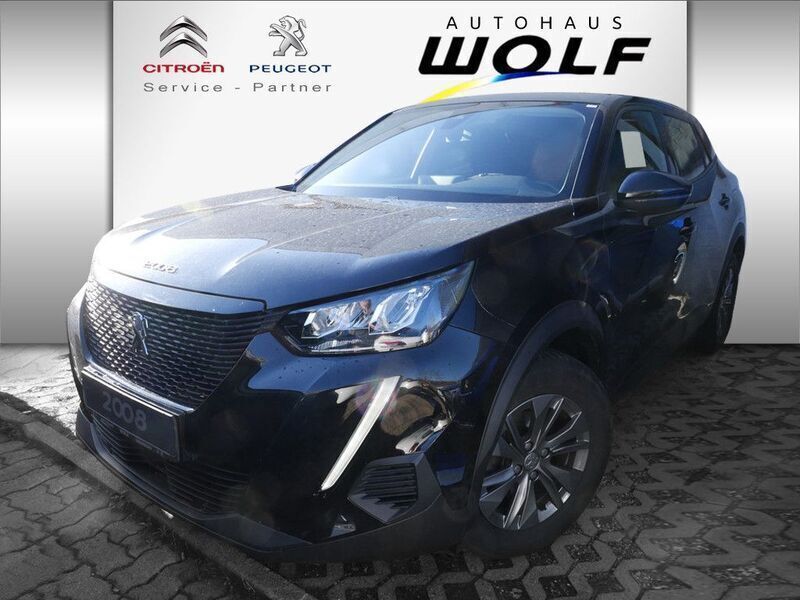 Schwarz Gebraucht 2020 Peugeot 2008 Active SUV | 16.900 € (Etwas zu teuer) - Bild 1/4