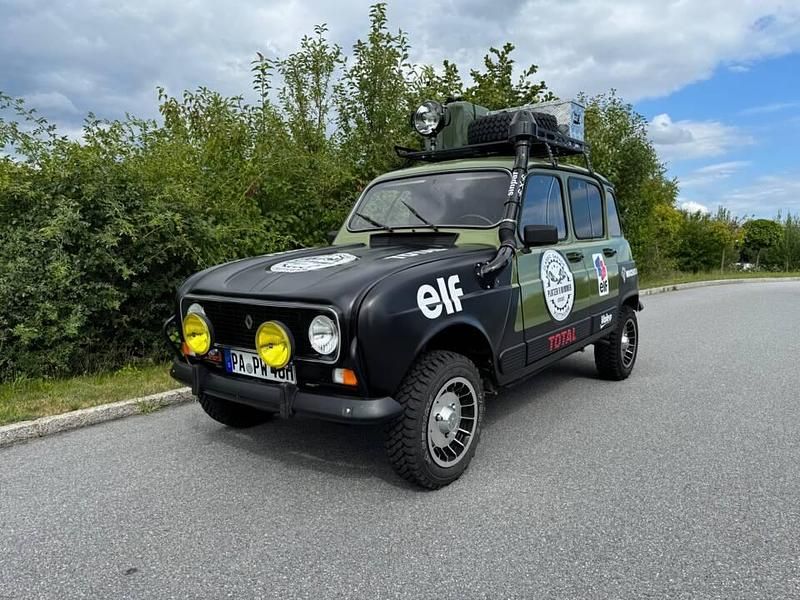 Grün Gebraucht 1983 Renault R4 Limousine | 35.990 € - Bild 1/4