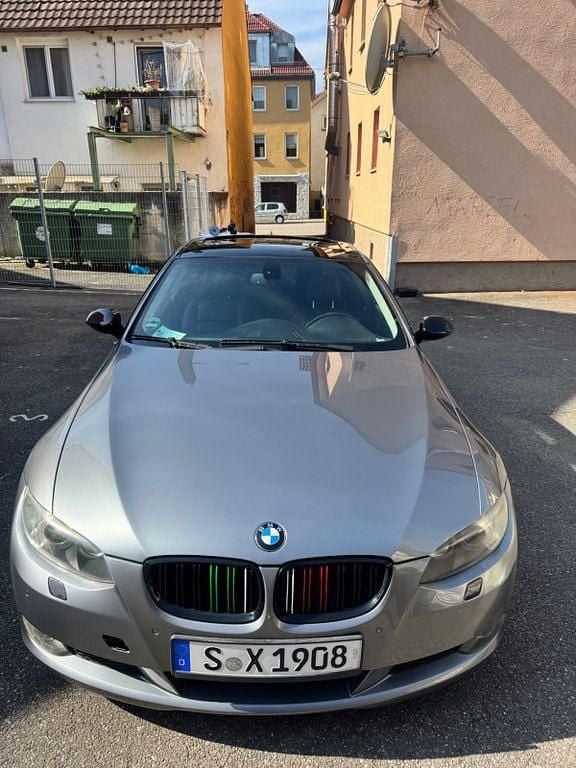 Gebraucht BMW 325 218 PS (160 kW) 2006 Grau Coupé
