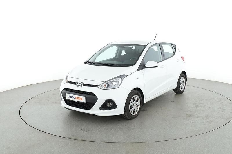 Weiß Gebraucht 2017 Hyundai i10 Comfort Kleinwagen | 12.160 € (Fairer Preis) - Bild 1/3