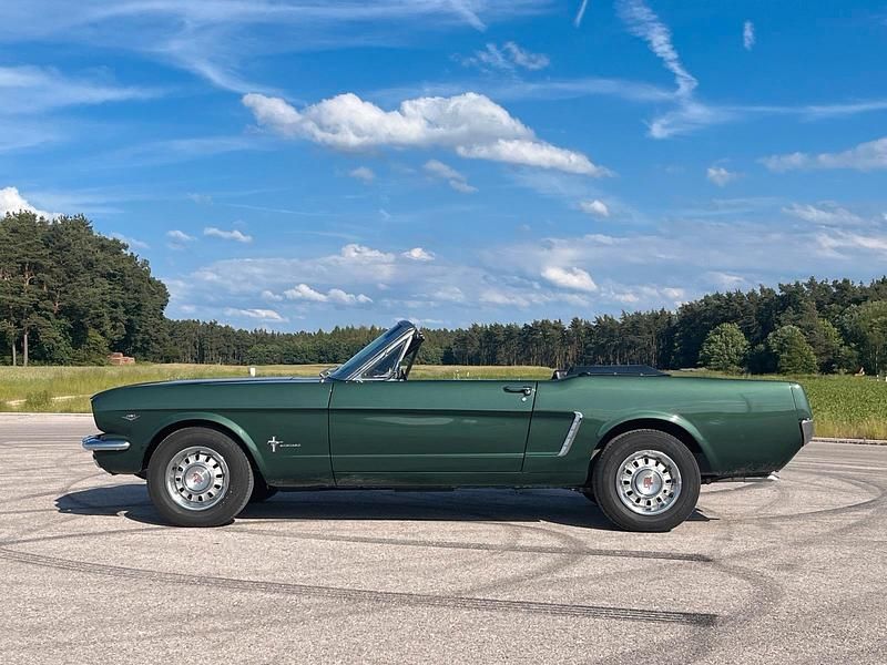 Gebraucht Ford Mustang 200 PS (147 kW) 1965 Grün Cabrio