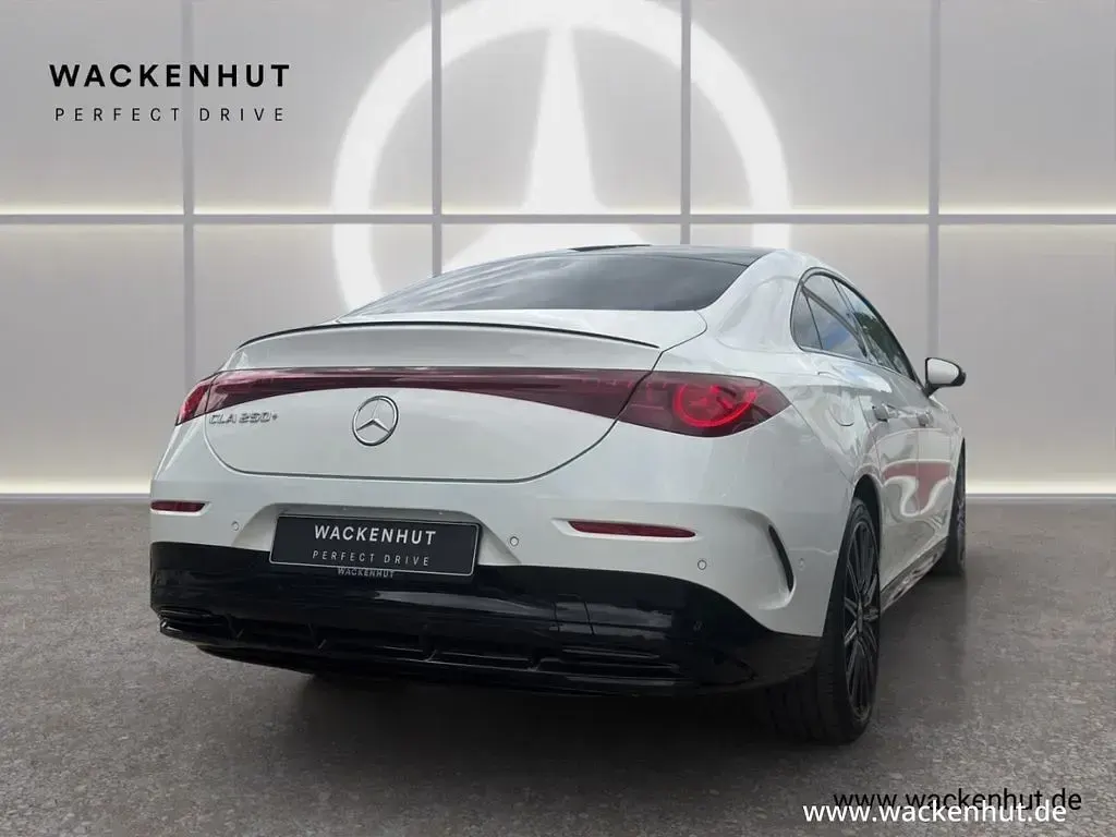 Gebraucht Mercedes CLA 250+ AMG line 200 kW (272 PS) 2025 Weiß Limousine