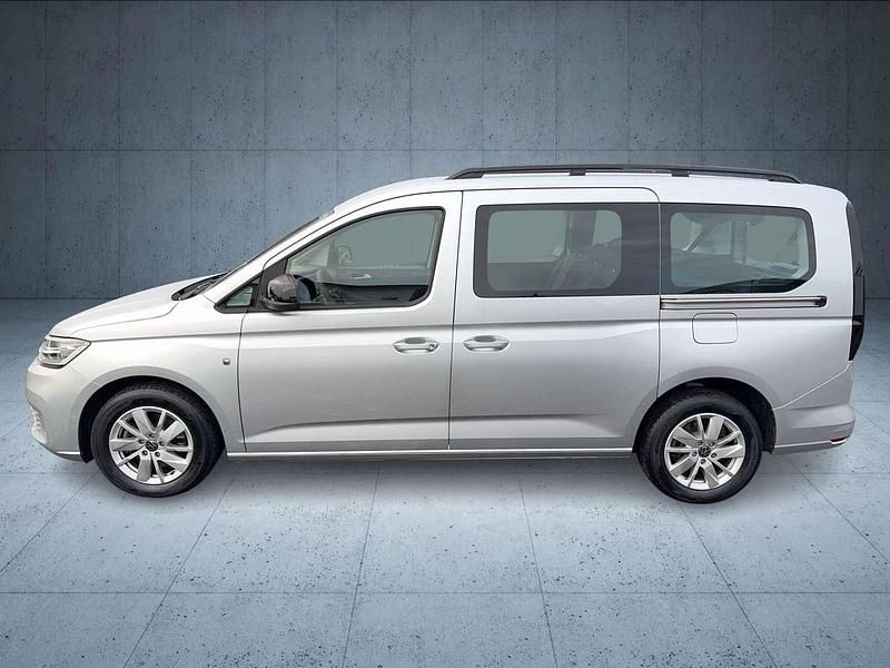 Gebraucht VW Caddy Life 122 PS (89 kW) 2024 Reflexsilber metallic Van / Kleinbus