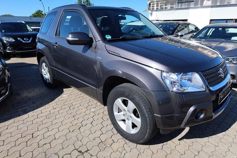 Gebraucht Suzuki Grand Vitara Club 129 PS (94 kW) 2012 Grau SUV