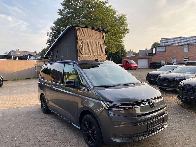 Grau Neu 2025 VW T7 California Van | 69.999 € - Bild 1/4