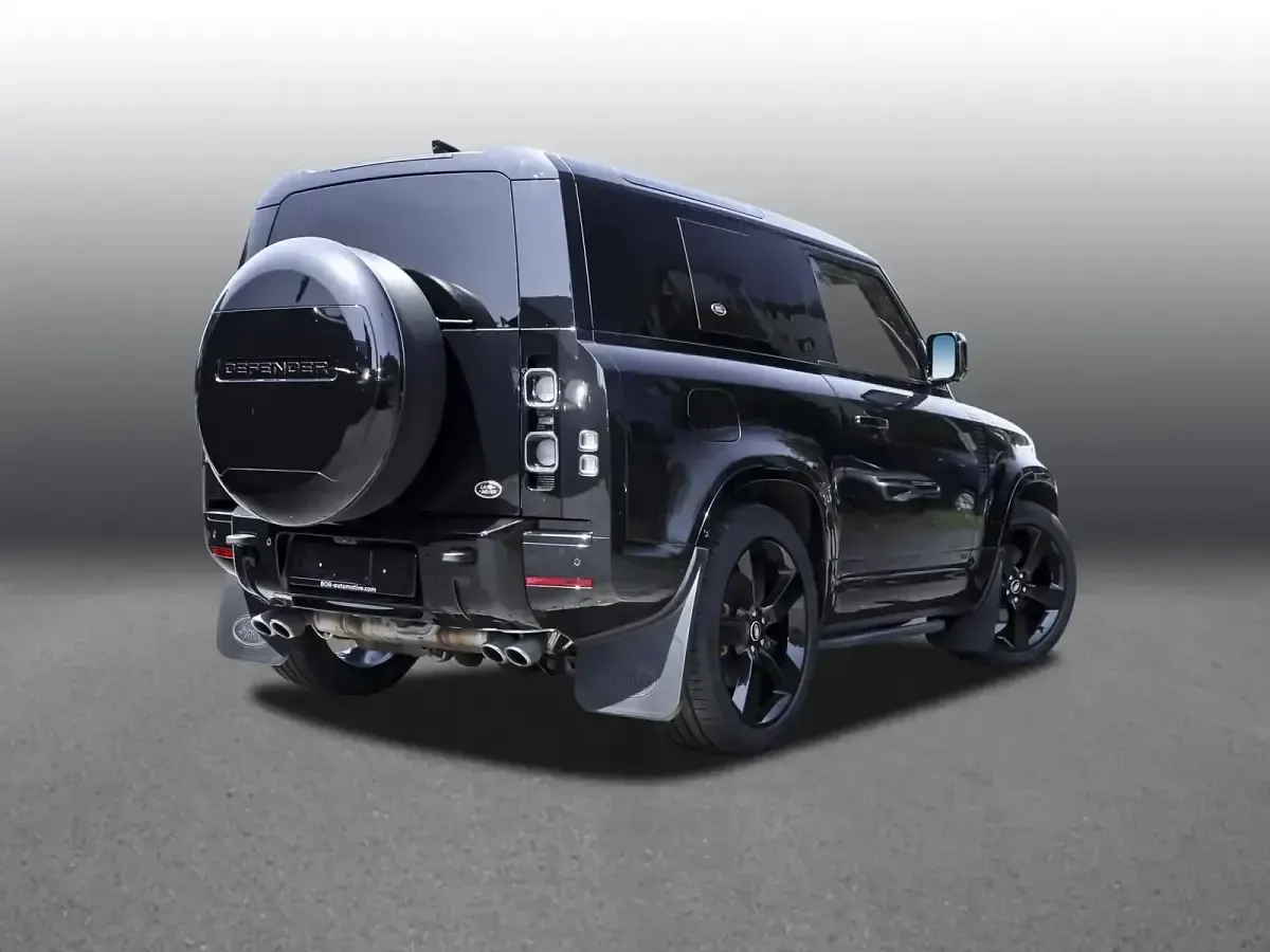Gebraucht Land Rover Defender Black Edition 525 PS (386 kW) 2022 Schwarz SUV