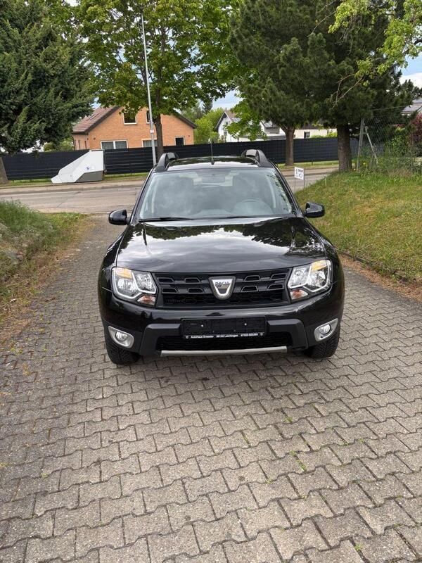 Schwarz Gebraucht 2017 Dacia Duster Prestige SUV | 9.200 € (Superpreis) - Bild 1/4
