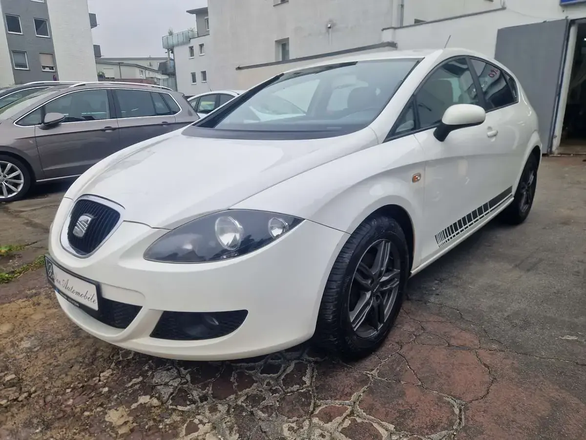 Gebraucht Seat Leon Sport 125 PS (91 kW) 2008 Weiß Kleinwagen