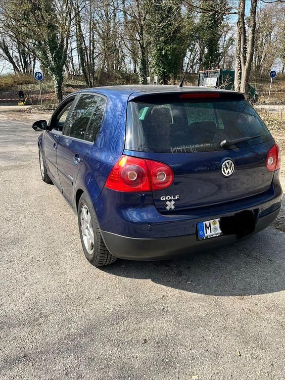 Gebraucht VW Golf VI Trendline 122 PS (89 kW) 2008 Blau Kleinwagen