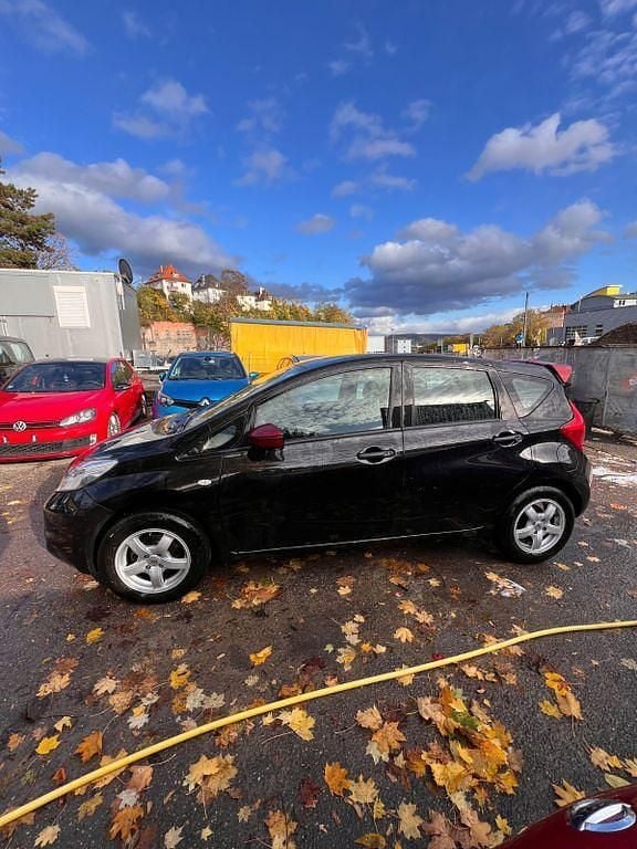 Gebraucht Nissan Note Tekna 90 PS (66 kW) 2016 Schwarz Van / Kleinbus