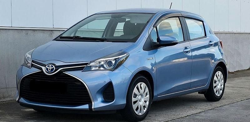 Gebraucht Toyota Yaris Hybrid Comfort 102 PS (75 kW) 2014 Blau Kleinwagen