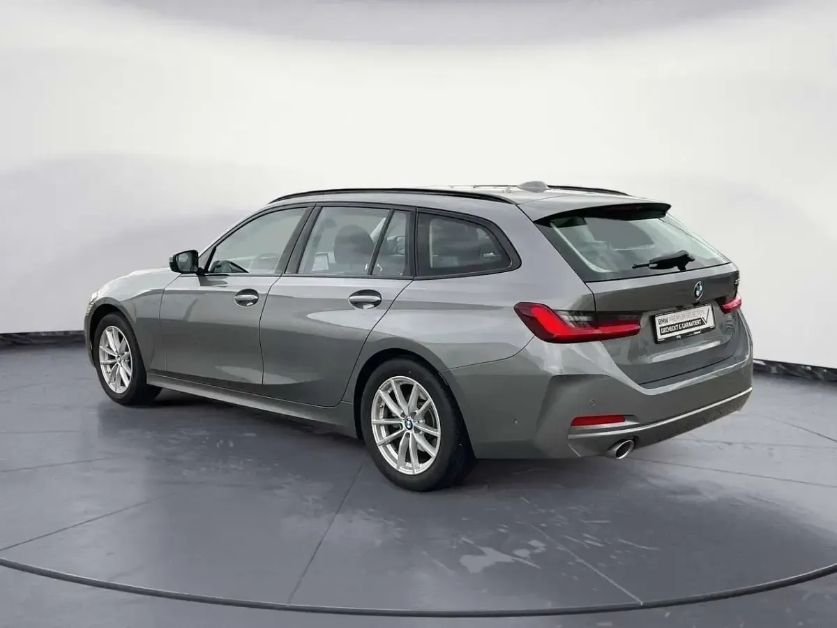 Brugt BMW 318 Efficient Dynamics 156 HK (114 kW) 2025 Grå Stationcar