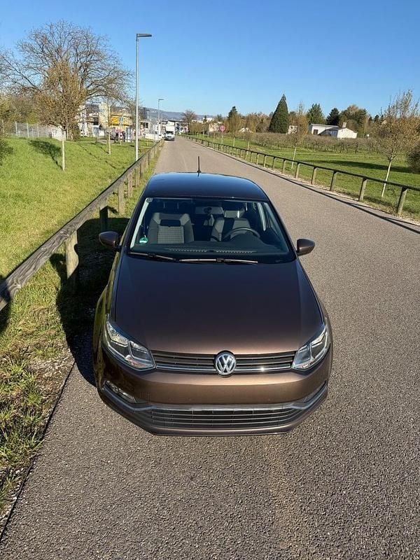 Gebraucht VW Polo 90 PS (66 kW) 2015 Braun Kleinwagen