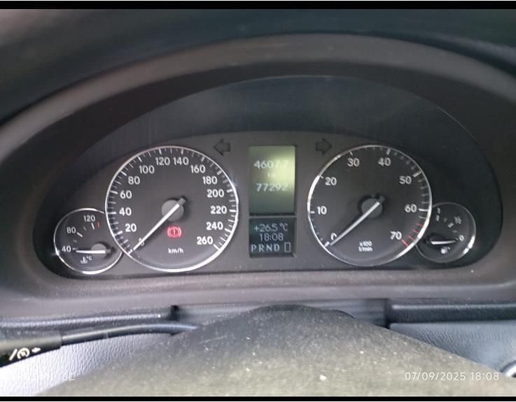 Gebraucht Mercedes C160 122 PS (89 kW) 2005 Rot Coupé