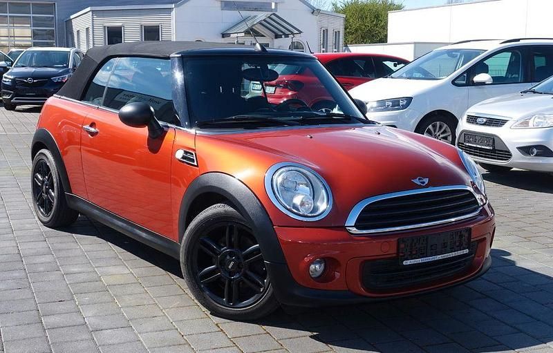 Gebraucht Mini Cooper Cabriolet Chili 98 PS (72 kW) 2012 Orange Cabrio