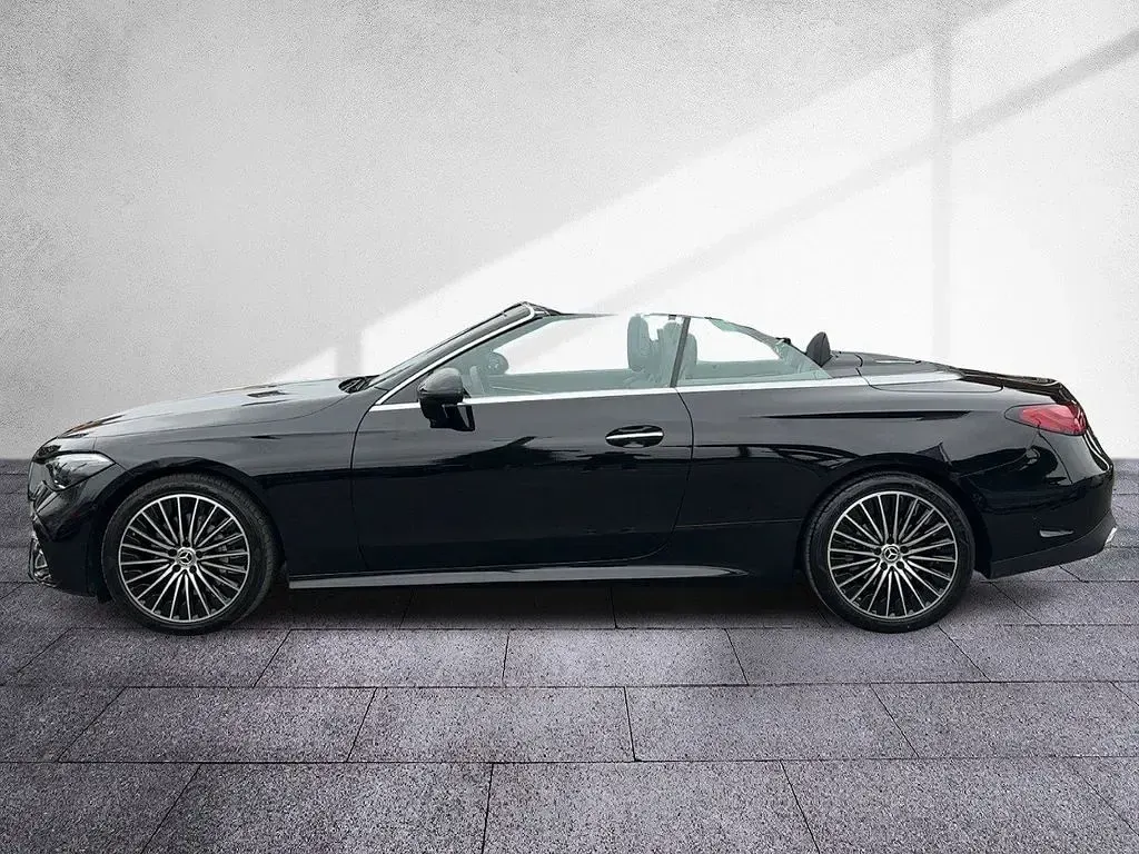Gebraucht Mercedes CLE200 AMG 204 PS (150 kW) 2025 Schwarz Cabrio