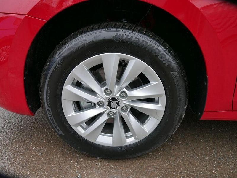 Neu Skoda Octavia Selection 150 PS (110 kW) 2026 Rot Kombi