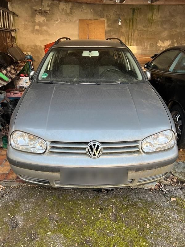 Gebraucht VW Golf IV 55 PS (40 kW) 2003 Silber Kombi