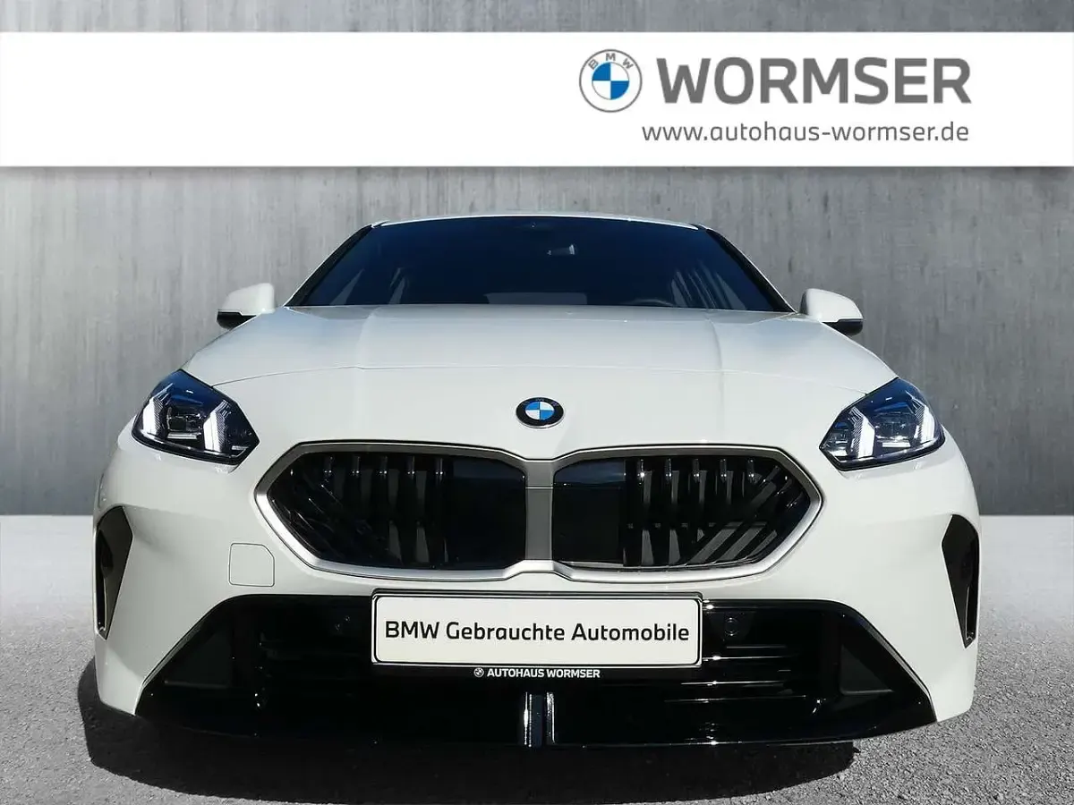 Gebraucht BMW 120 M Sport 150 PS (110 kW) 2025 Alpinweiß uni Kleinwagen