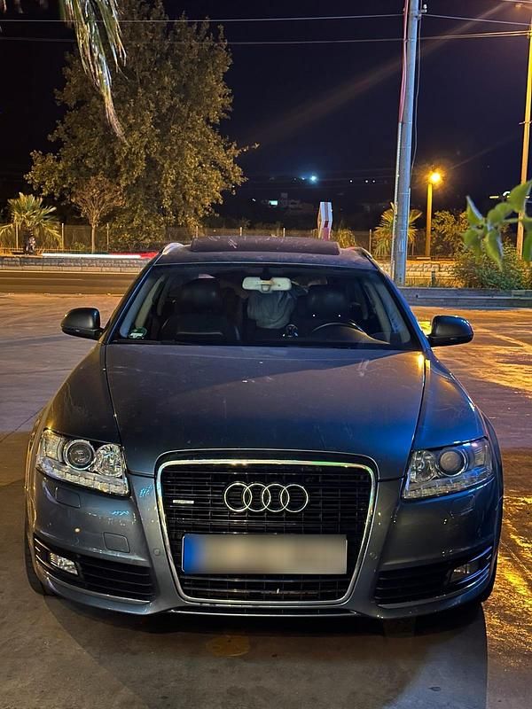 Gebraucht Audi A6 Comfort 239 PS (175 kW) 2010 Grau Kombi