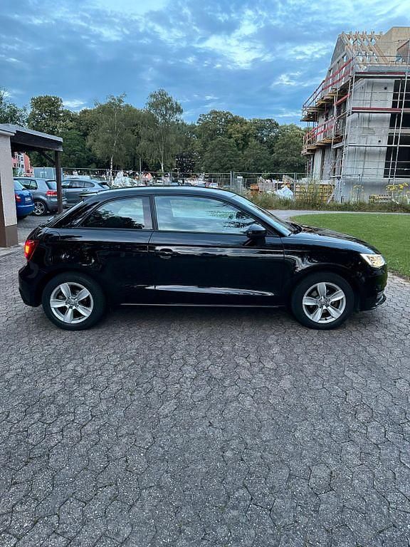 Gebraucht Audi A1 Sport 95 PS (69 kW) 2016 Schwarz Kleinwagen