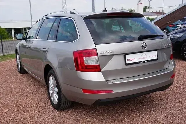 Gebraucht Skoda Octavia 150 PS (110 kW) 2016 Beige Kombi