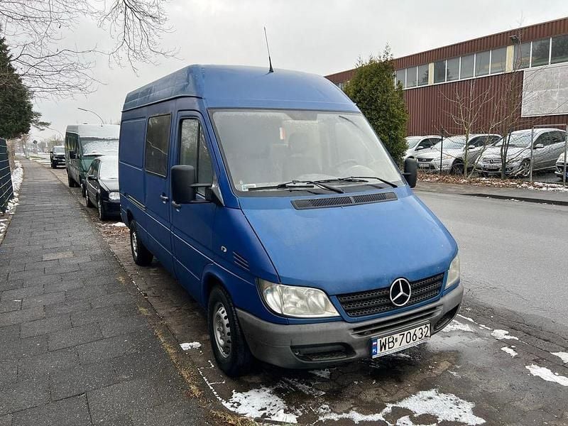 Blau Gebraucht 2006 Mercedes Sprinter Van | 3.799 € (Superpreis) - Bild 1/4