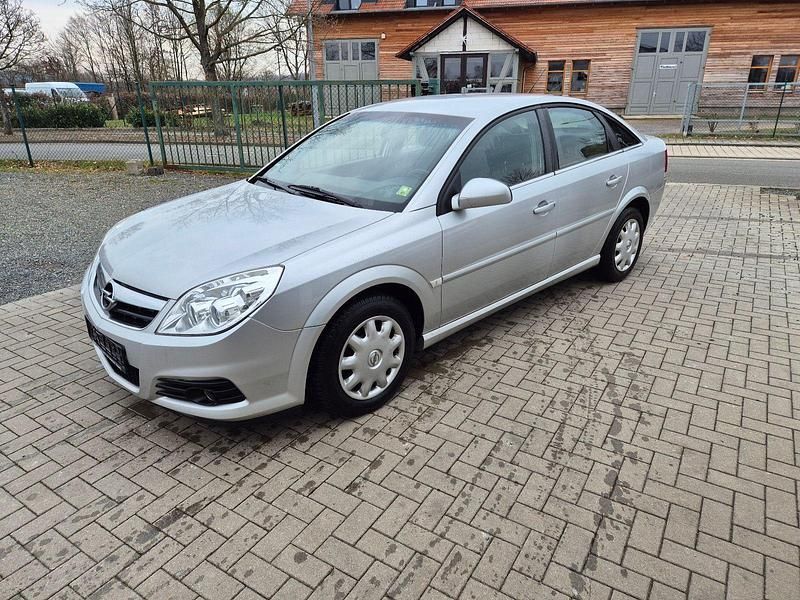 Gebraucht Opel Vectra Edition 155 PS (114 kW) 2007 Silber Limousine