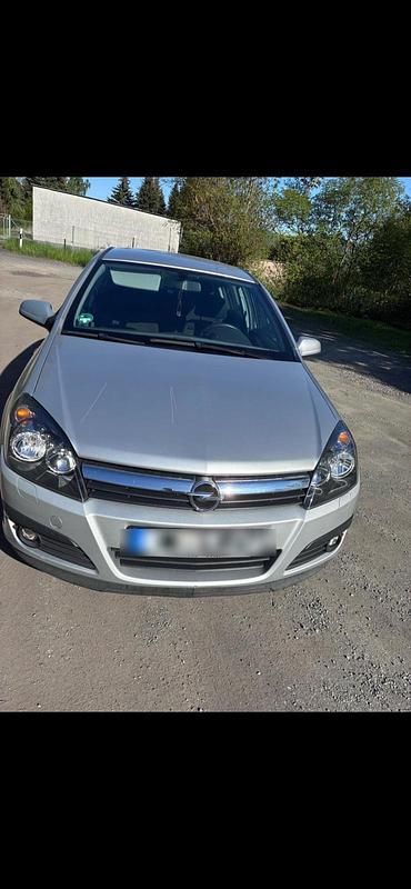 Silber Gebraucht 2006 Opel Astra Kleinwagen | 1.200 € (Superpreis) - Bild 1/4