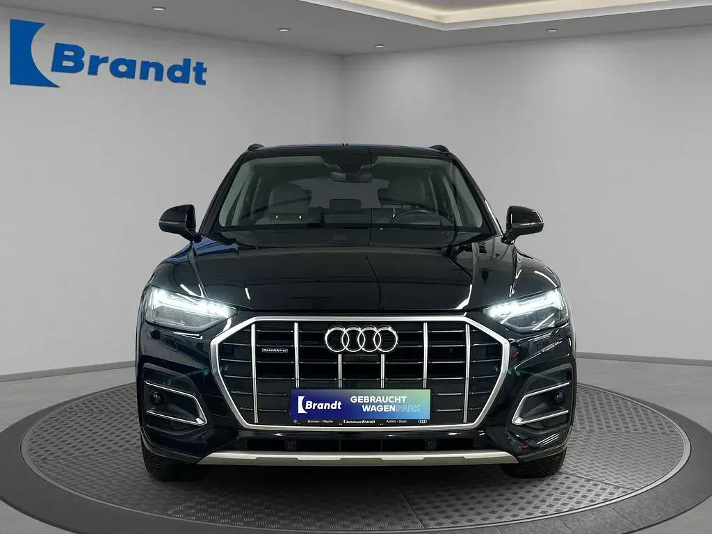 Gebraucht Audi Q5 Advanced 286 PS (210 kW) 2022 Brillantschwarz (metallic) SUV