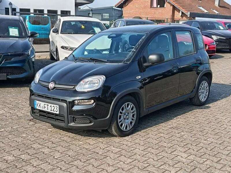 Schwarz Gebraucht 2024 Fiat Panda Kleinwagen | 15.889 € (Etwas zu teuer) - Bild 1/4