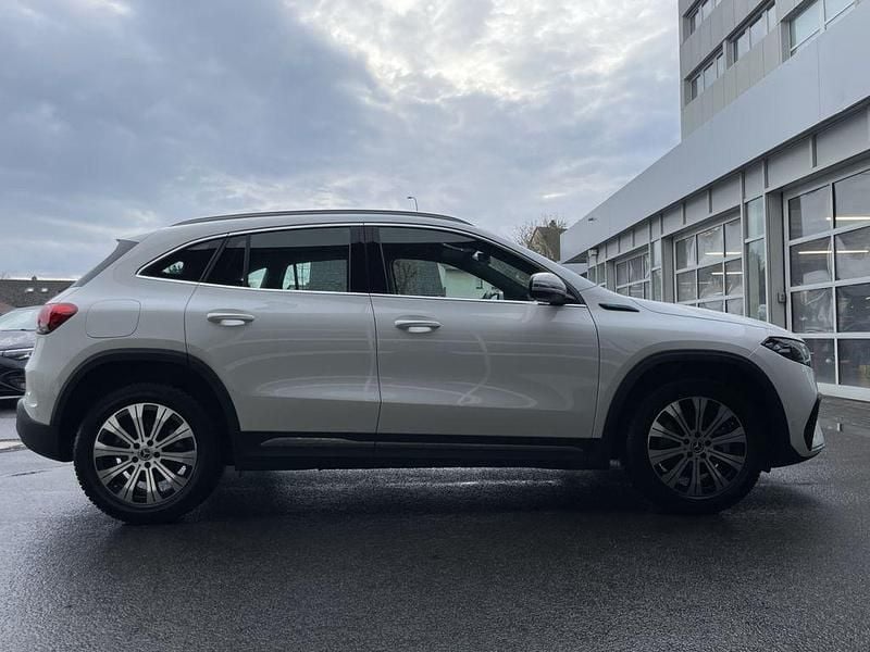 Gebraucht Mercedes EQA250 AMG 139 kW (190 PS) 2021 Weiß SUV