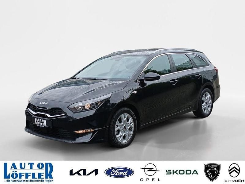 Zilinaschwarz Gebraucht 2024 Kia Ceed Sportswagon Vision Kombi | 21.809 € (Superpreis) - Bild 1/4