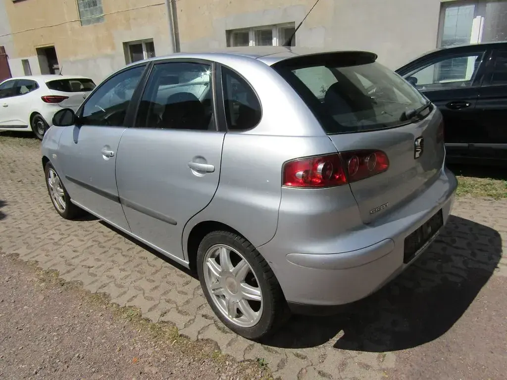 Gebraucht Seat Ibiza Reference 75 PS (55 kW) 2006 Silber Kleinwagen