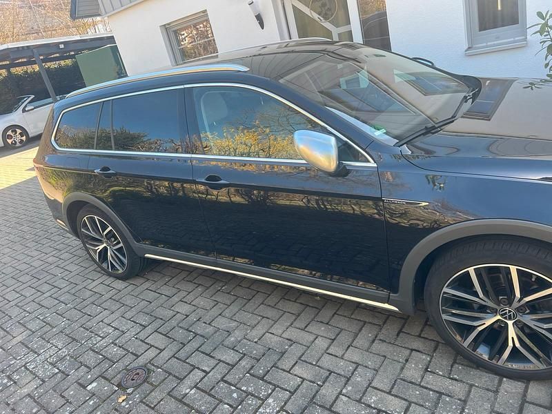 Gebraucht VW Passat Alltrack 200 PS (147 kW) 2020 Schwarz Kombi