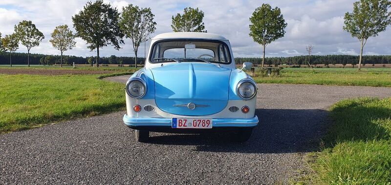 Blau Gebraucht 1962 Trabant 500 Limousine | 5.999 € - Bild 1/4