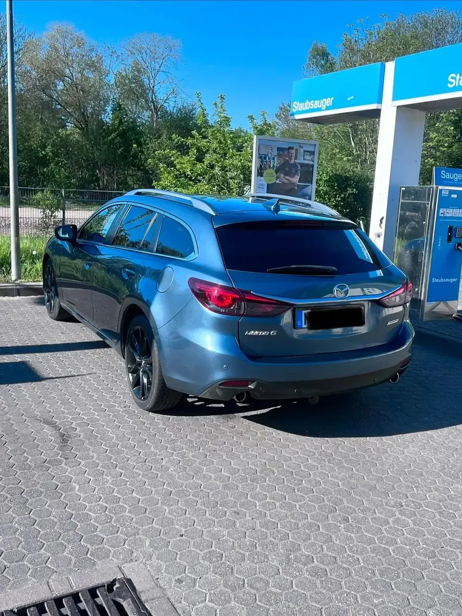 Używany Mazda 6 150 KM (110 kW) 2017 Niebieski Kombi