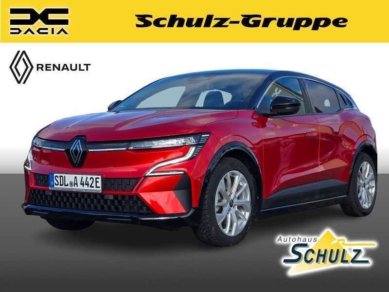 Rot Gebraucht 2022 Renault Mégane Techno Limousine | 25.900 € (Superpreis) - Bild 1/4