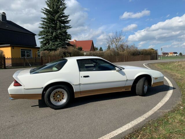 Verkauft Chevrolet Camaro Z28 Gebraucht 1982 62 000 Km In Sachsen