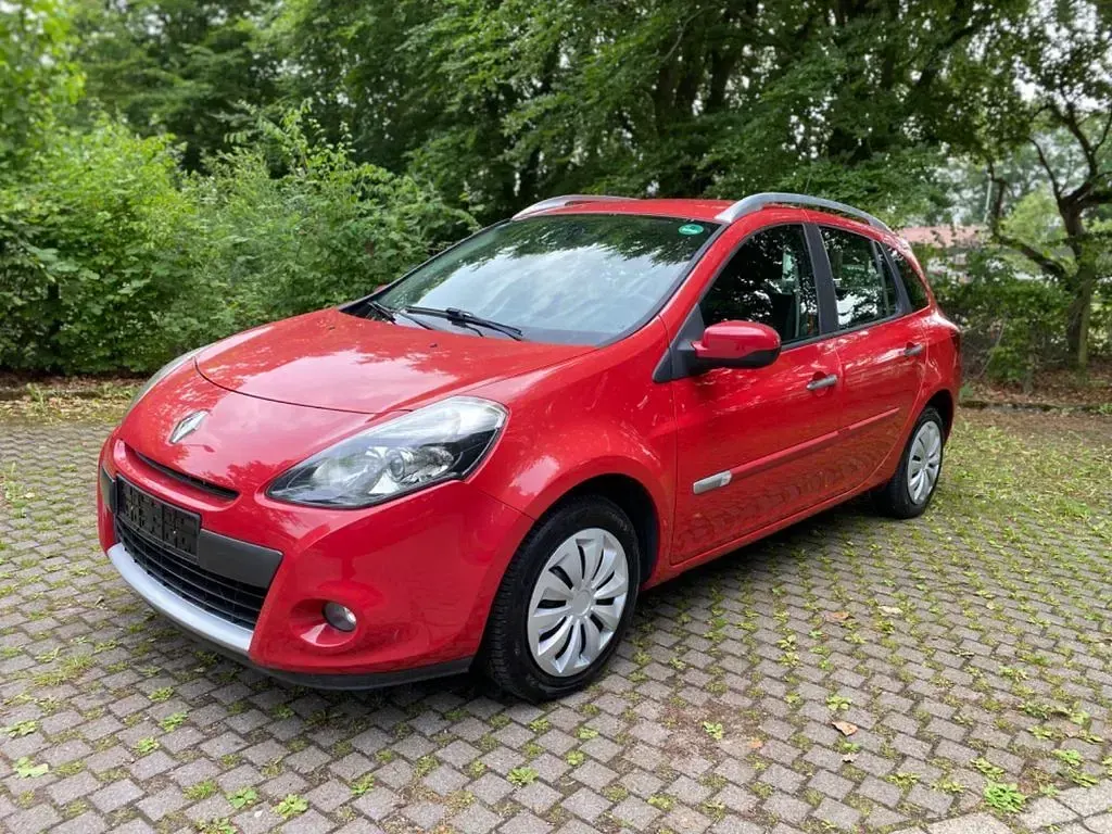 Gebraucht Renault Clio II 75 PS (55 kW) 2009 Rot Limousine