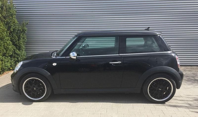 Gebraucht Mini ONE 75 PS (55 kW) 2013 Schwarz Kleinwagen