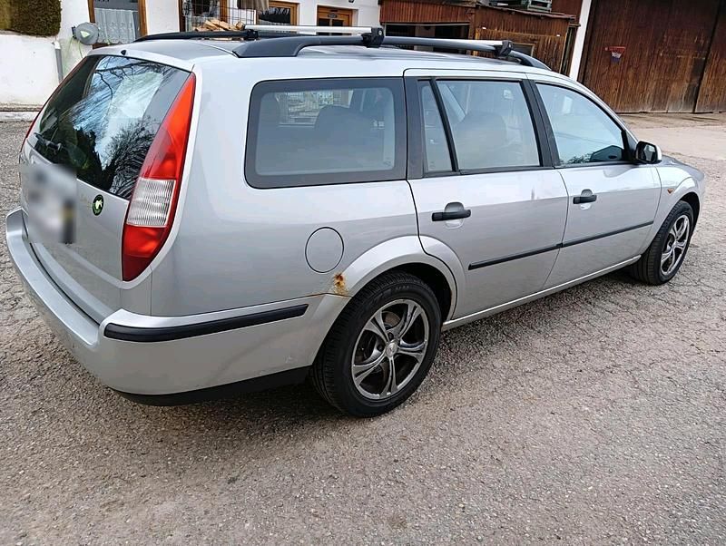 Gebraucht Ford Mondeo 110 PS (80 kW) 2002 Silber Kombi
